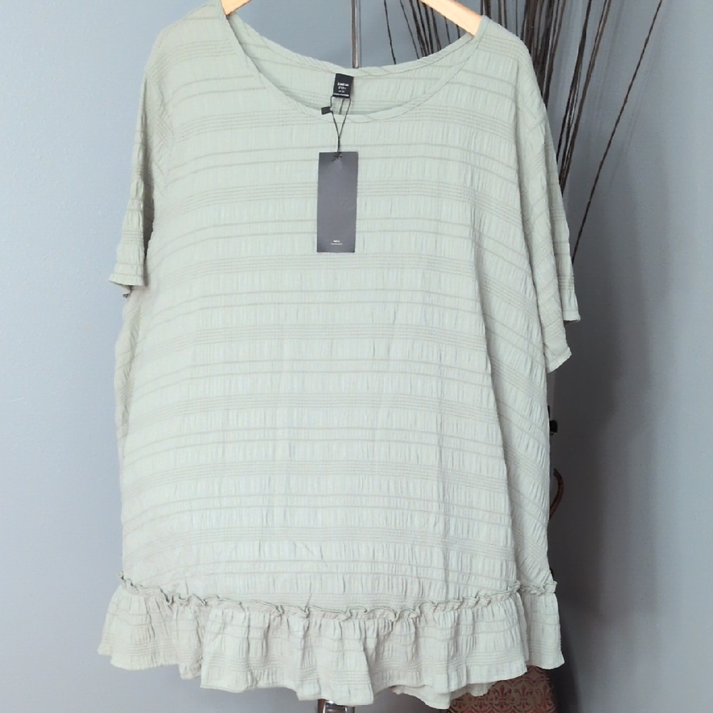 SHEIN Light Gray Ruffle Hem Blouse